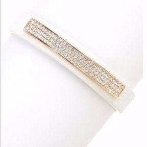 NEW LOW PRICE‼️Faux Leather Pave bracelet